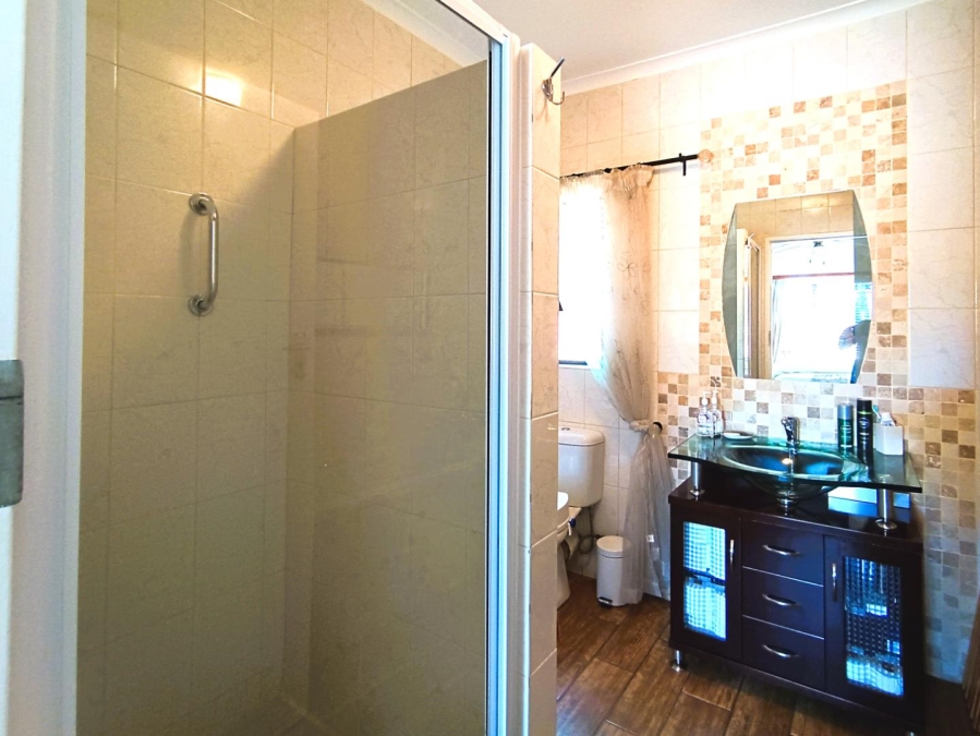 4 Bedroom Property for Sale in Pentagon Park Free State